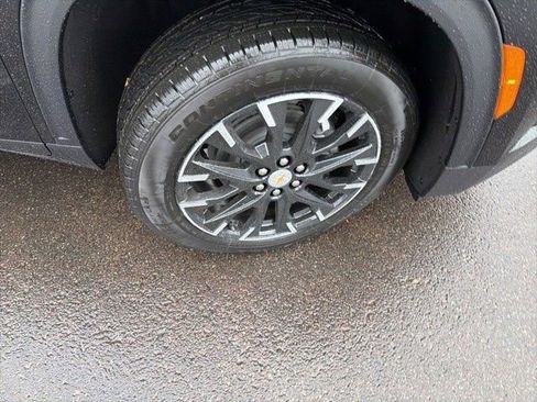 New 2026 Chevrolet Traverse LT w/ Sun and Wheel Package image 9