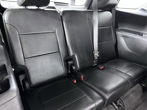 Used 2018 Chevrolet Traverse Premier w/ Redline Edition image 28