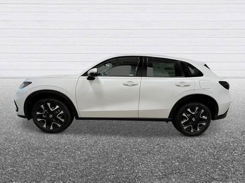 New 2026 Honda HR-V EX-L image 2