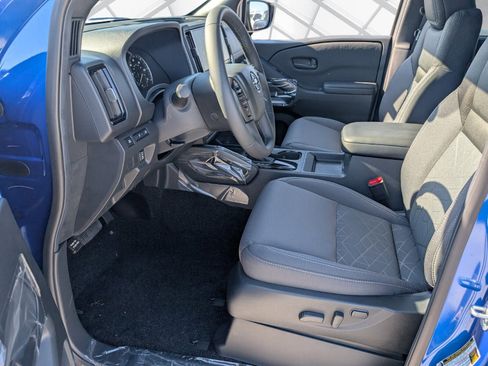 New 2026 Nissan Frontier SV image 6