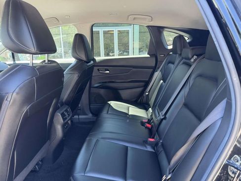 Certified 2025 Nissan Murano SV AWD/4WD image 12