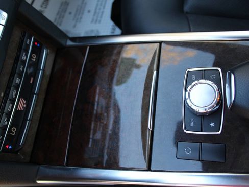 Used 2014 Mercedes-Benz E 350 E 350 Sport 4MATIC AWD 4dr Sed image 24