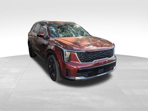 Certified 2025 Kia Sorento S image 6