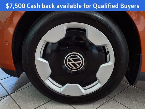 New 2025 Volkswagen ID. Buzz Pro S Plus image 4