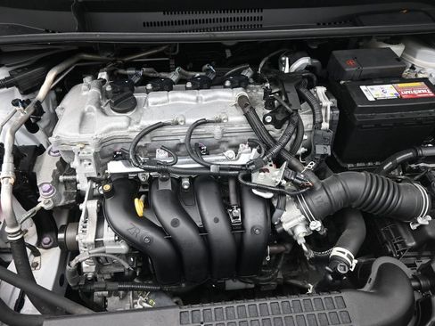 Used 2022 Toyota Corolla LE FWD image 23