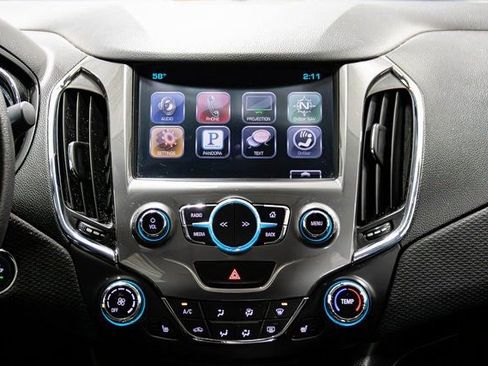 Used 2016 Chevrolet Cruze LT w/ Sun And Sound Package image 11