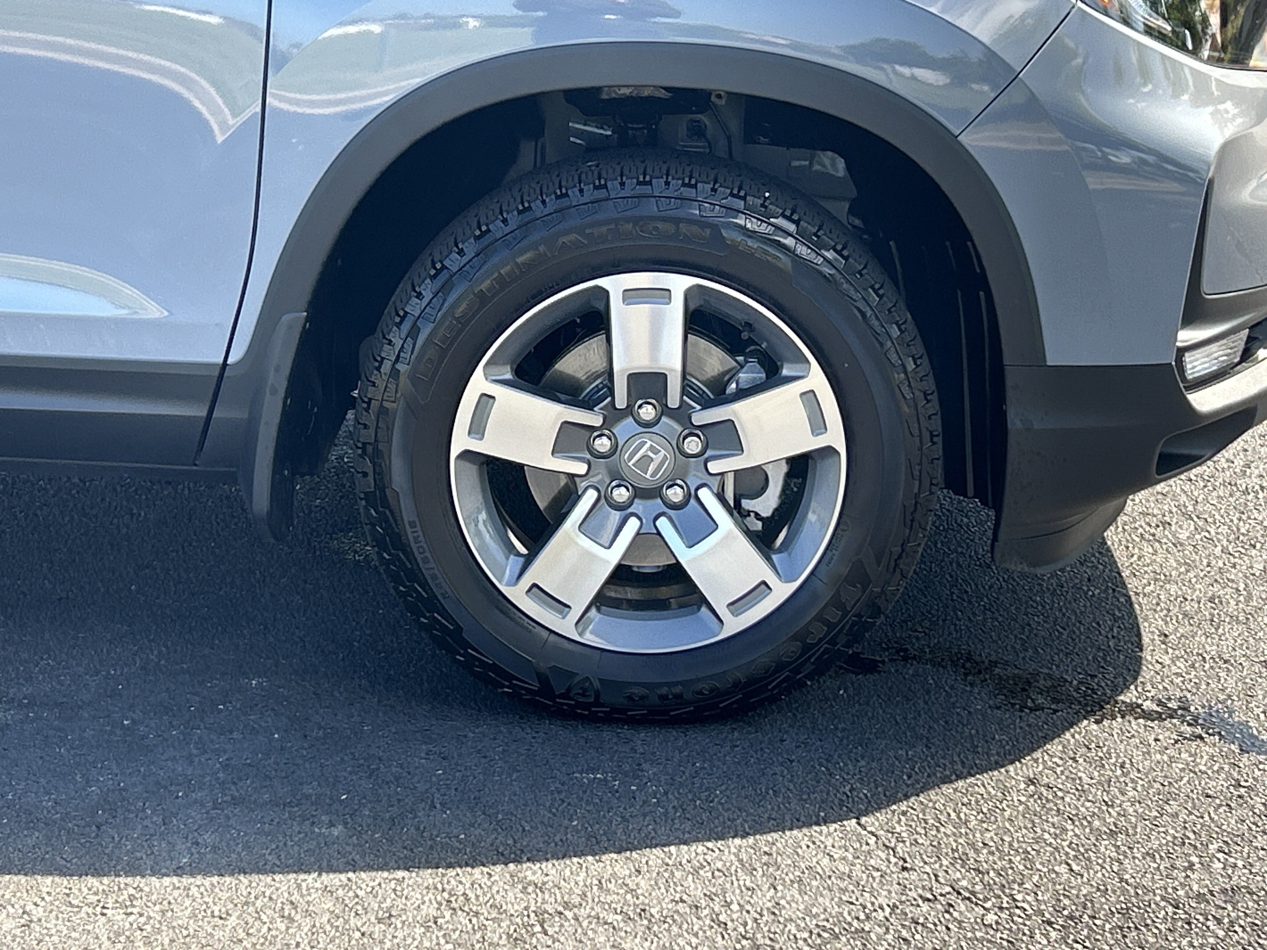 Certified 2024 Honda Ridgeline RTL image 33