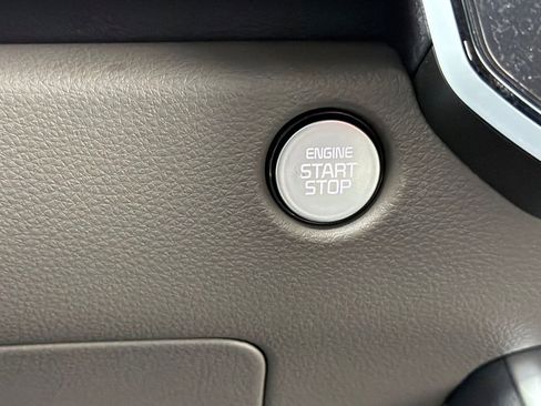 New 2026 Kia Carnival LXS image 21