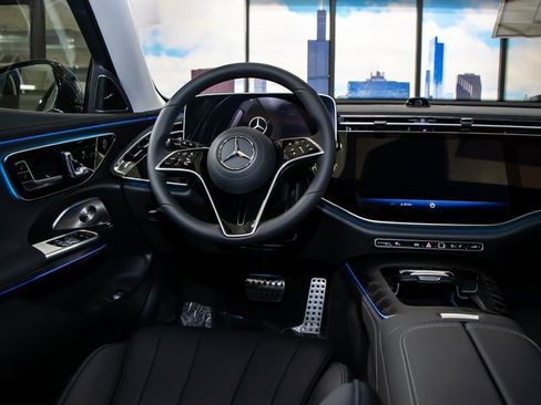 Certified 2025 Mercedes-Benz E 450 4MATIC All-Terrain Wagon image 17