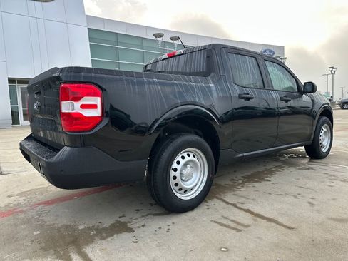 New 2025 Ford Maverick XL image 5