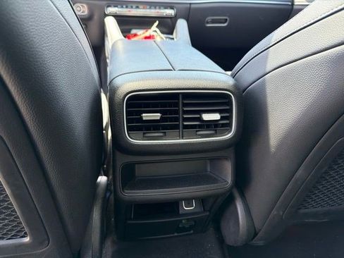 Used 2023 Mercedes-Benz GLE 450 4MATIC image 14