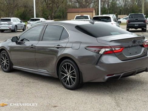 Used 2023 Toyota Camry SE w/ Convenience Package image 8