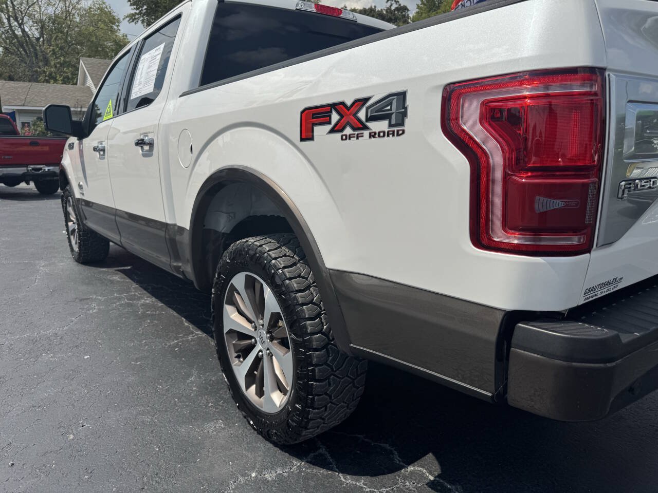 Used 2016 Ford F150 King Ranch w/ Equipment Group 601A Luxury AWD/4WD image 17