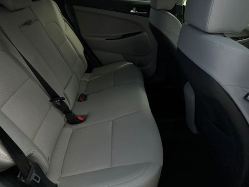 Used 2019 Hyundai Tucson Value FWD image 10