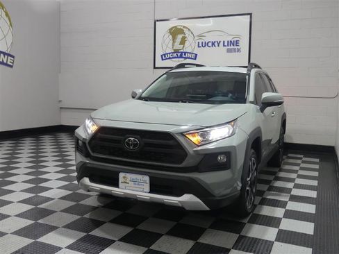 Used 2020 Toyota RAV4 Adventure image 4