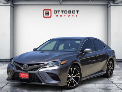 Used 2018 Toyota Camry SE w/ Audio Package
