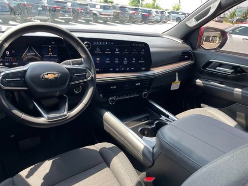 Used 2025 Chevrolet Tahoe LS w/ Max Trailering Package AWD/4WD image 22