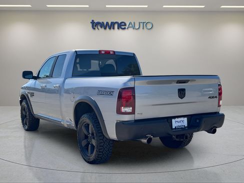 Used 2019 RAM 1500 Warlock AWD/4WD image 3