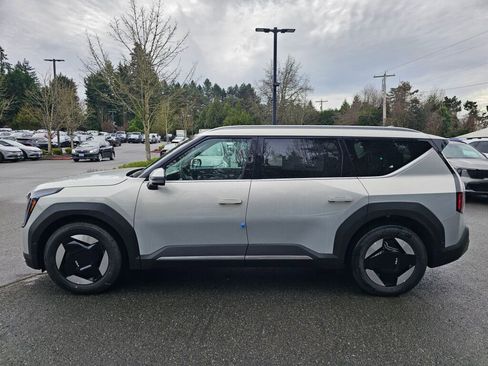 New 2026 Kia EV9 Wind image 8