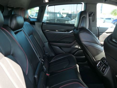 Used 2024 Maserati Levante GT Ultima image 26