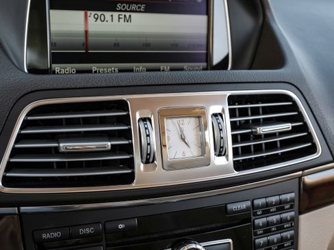 Used 2014 Mercedes-Benz E 550 Cabriolet w/ Premium 1 Package image 21