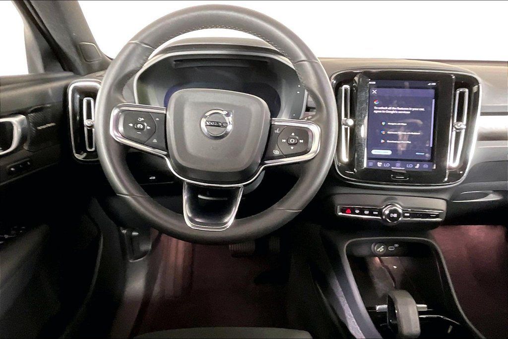 Used 2024 Volvo XC40 Recharge Ultimate w/ Protection Package Premier AWD/4WD image 4