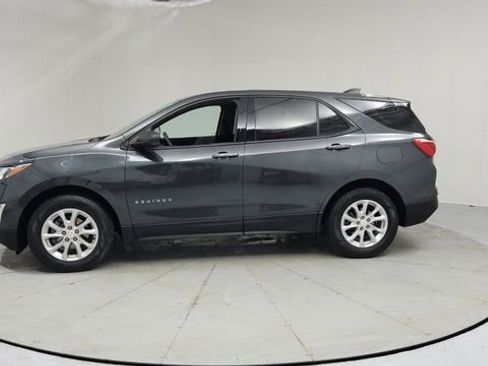 Certified 2019 Chevrolet Equinox LS w/ LS Convenience Package image 2