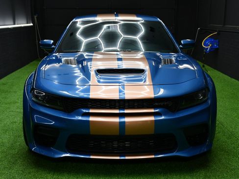 Used 2022 Dodge Charger SRT Hellcat RWD image 17