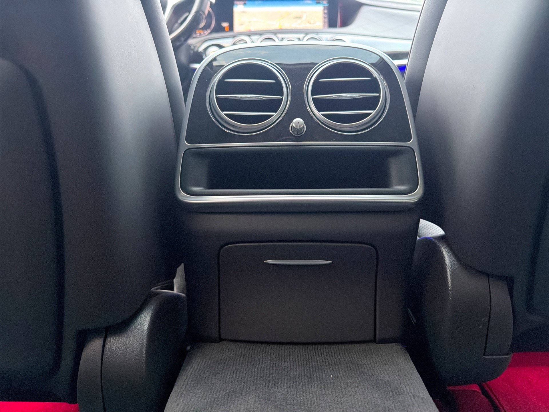 Used 2020 Mercedes-Benz S 560 Sedan image 38