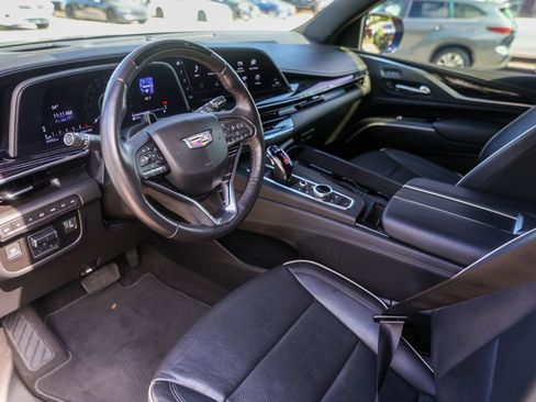 Certified 2022 Cadillac Escalade Sport w/ Touring Package image 10