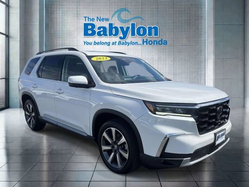Used 2023 Honda Pilot Elite image 1