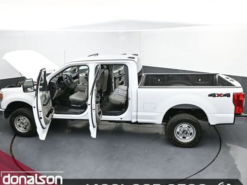 Used 2022 Ford F250 XL w/ Power Equipment Group image 26