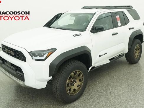 New 2026 Toyota 4Runner Trailhunter image 1