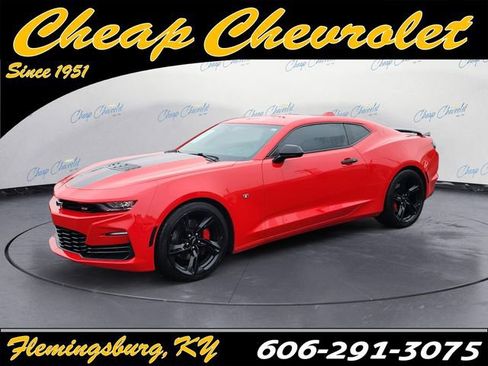 Used 2021 Chevrolet Camaro SS image 1