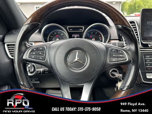 Used 2017 Mercedes-Benz GLS 450 4MATIC image 19