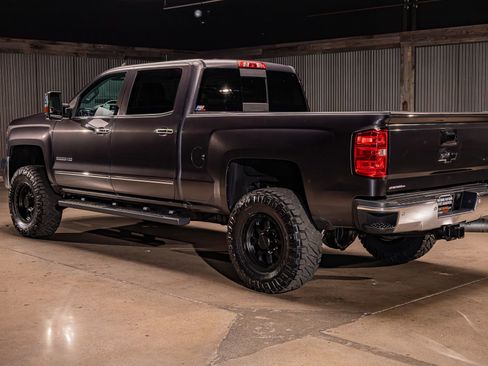 Used 2016 Chevrolet Silverado 2500 LTZ w/ Duramax Plus Package image 7