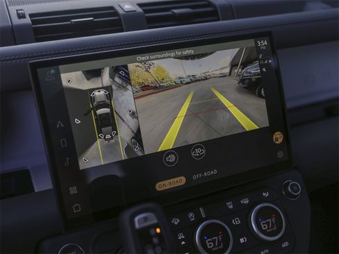 Used 2026 Land Rover Defender 110 S image 22