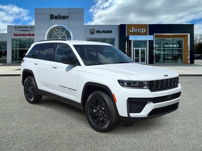 New 2026 Jeep Grand Cherokee Altitude