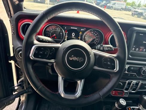Used 2018 Jeep Wrangler Unlimited Rubicon AWD/4WD image 18