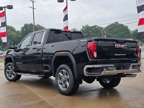New 2026 GMC Sierra 2500 SLE AWD/4WD image 14