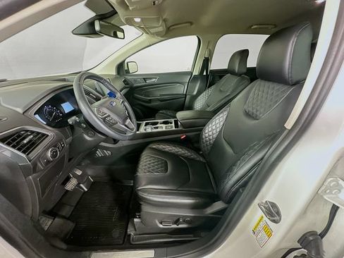 Certified 2024 Ford Edge Titanium w/ Equipment Group 301A AWD/4WD image 30