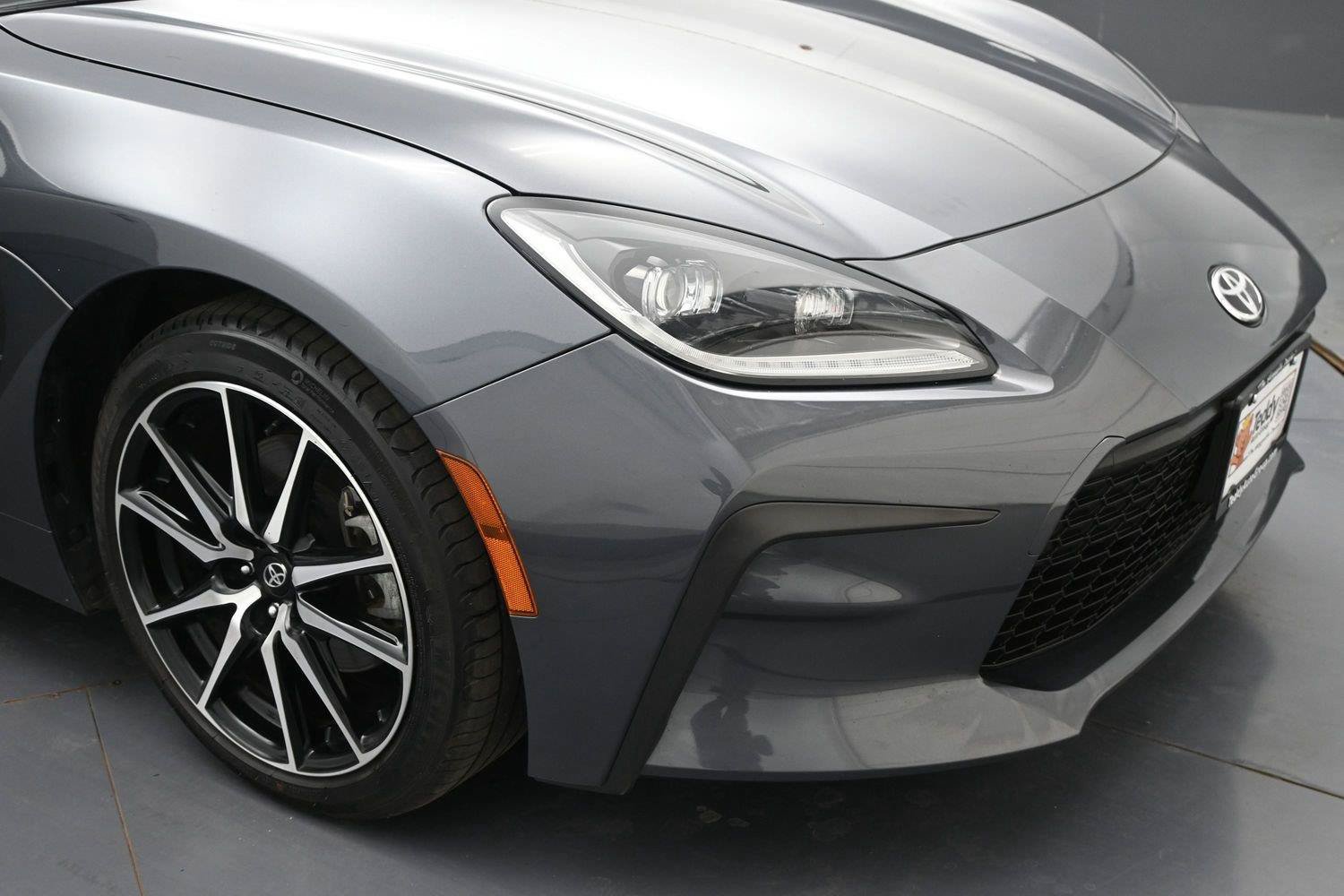 Used 2024 Toyota GR86 RWD image 13