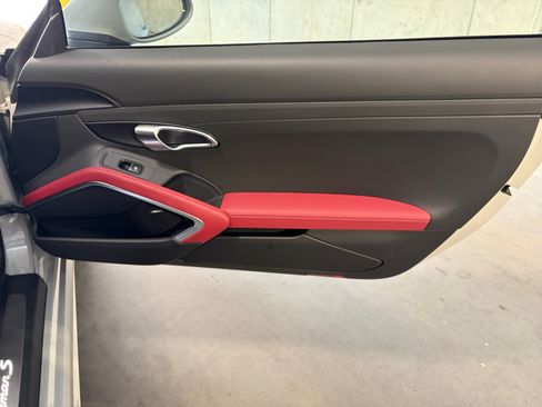 Certified 2024 Porsche 718 Cayman S RWD image 24