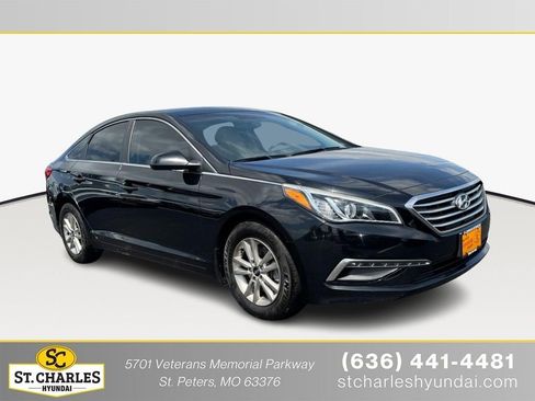 Used 2015 Hyundai Sonata SE w/ Option Group 09 FWD image 1