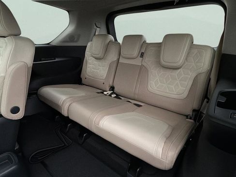 New 2026 Nissan Armada Platinum w/ Convenience Package RWD image 17