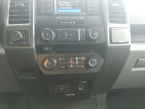 Used 2016 Ford F150 XLT w/ Equipment Group 301A Mid image 24