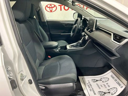 Used 2024 Toyota RAV4 LE image 12