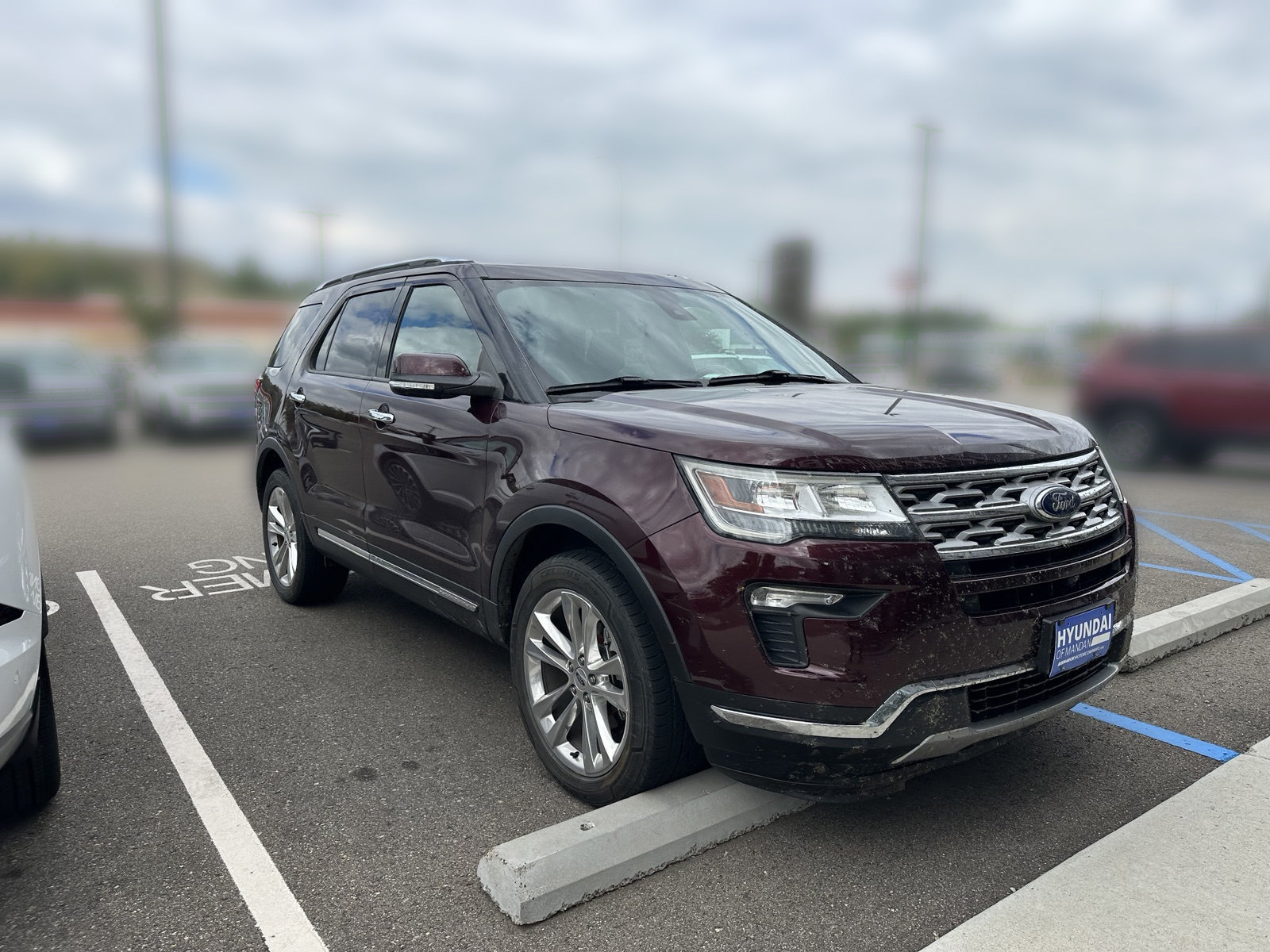 Used 2019 Ford Explorer Limited w/ Ford Safe & Smart Package AWD/4WD image 2