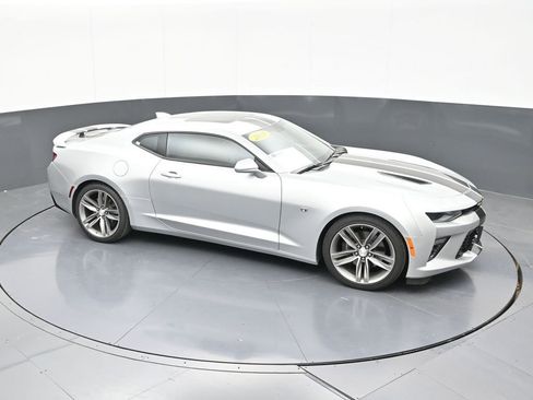 Used 2018 Chevrolet Camaro SS RWD image 58