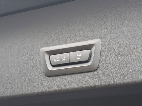 Certified 2025 BMW X3 M50 w/ Premium Package image 26